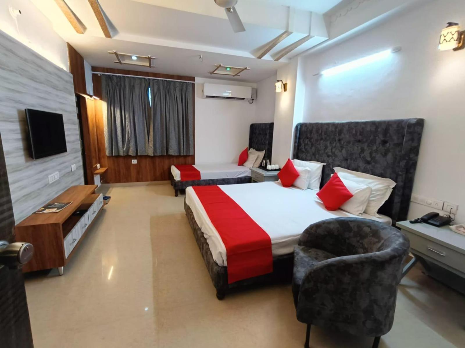 Hotel Omni Plaza Jodhpur  Luaran gambar